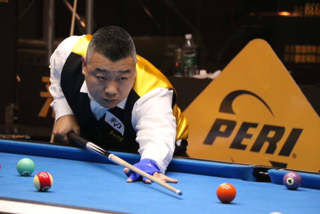 与厄德高 与厄德高