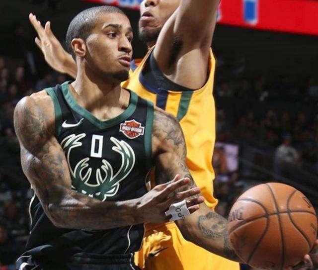 防守人重心 防守人重心